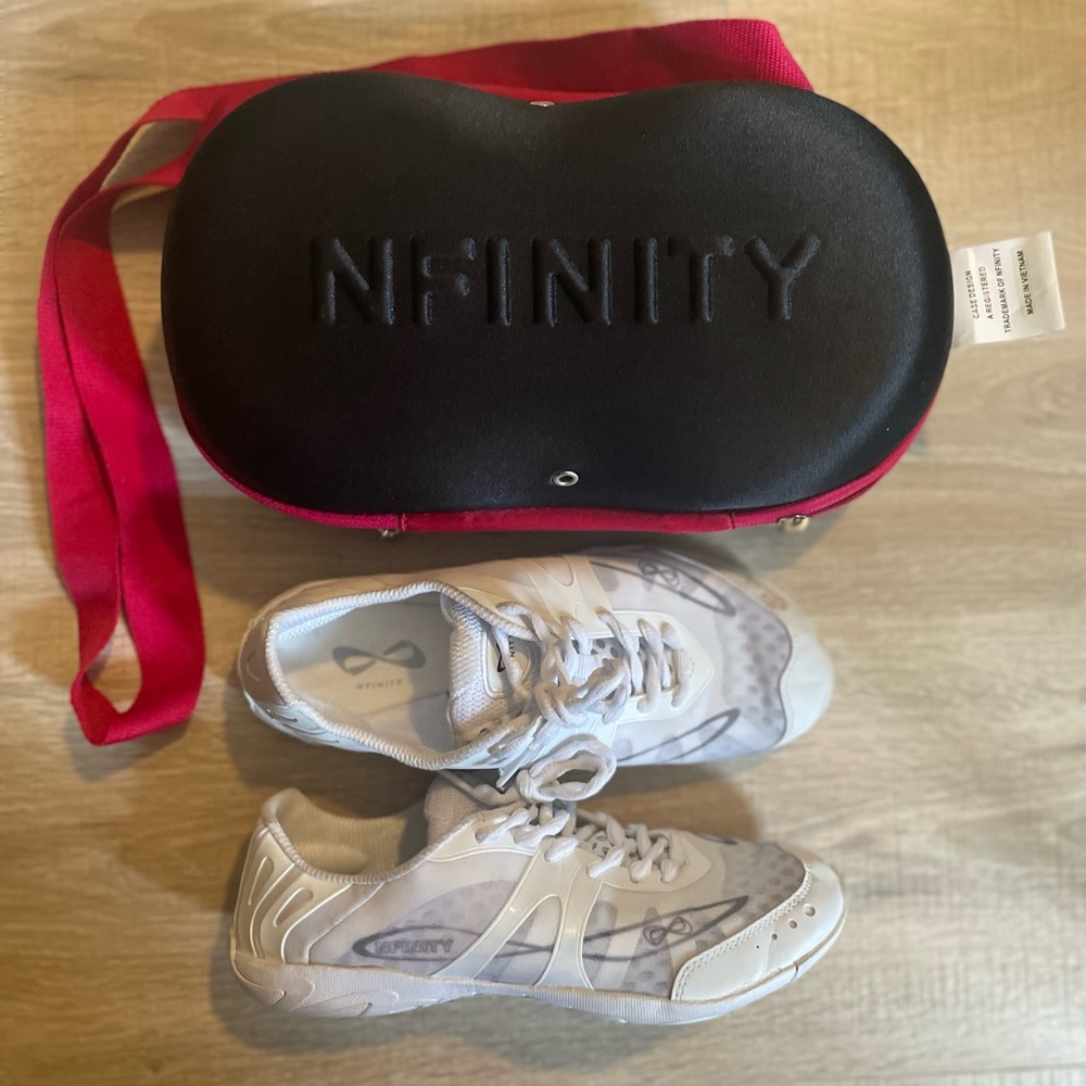 NFINITY VENGEANCE CHEER SHOES SIZE 7.5